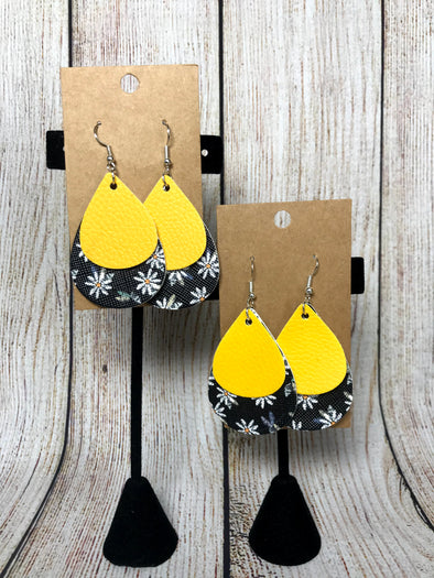 Daisy Print Teardrops